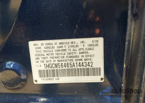 2005 Honda Accord 2.4 Lx из США, поврежденный, VIN 1HGCM56465A144342